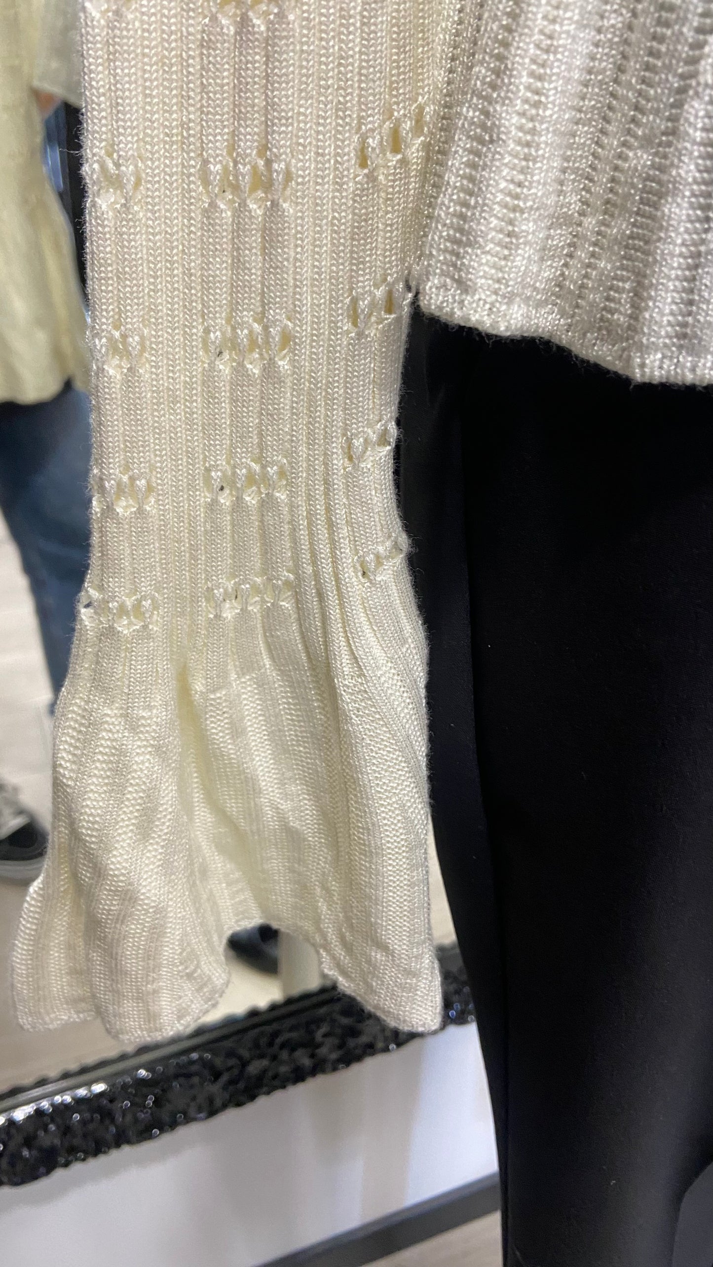 CARDIGAN CON VOLANT PANNA