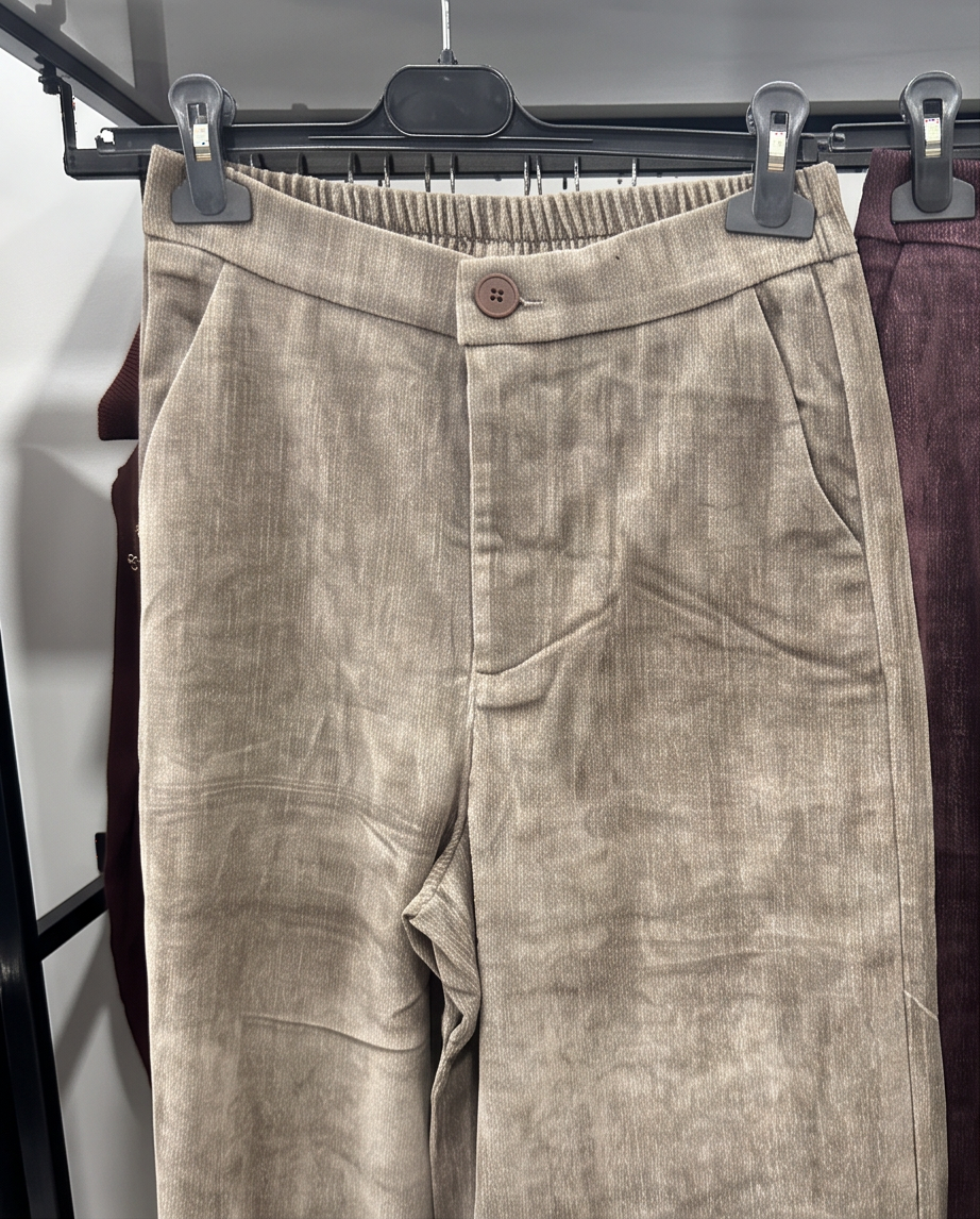Pantalone in velluto a palazzo