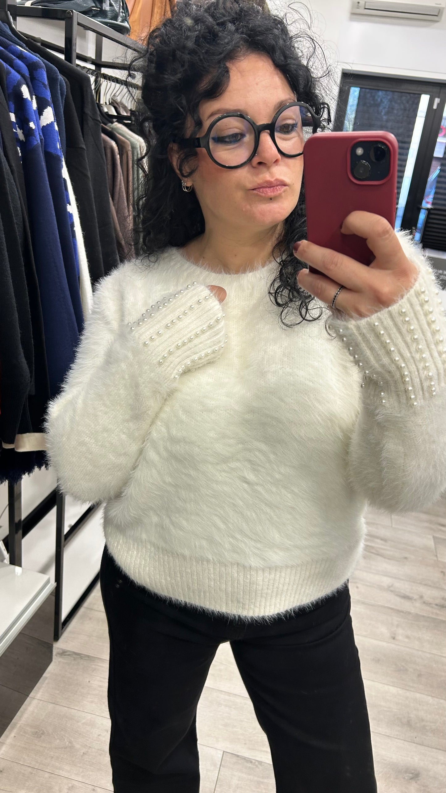 MAGLIA PELOSETTA CON PERLE