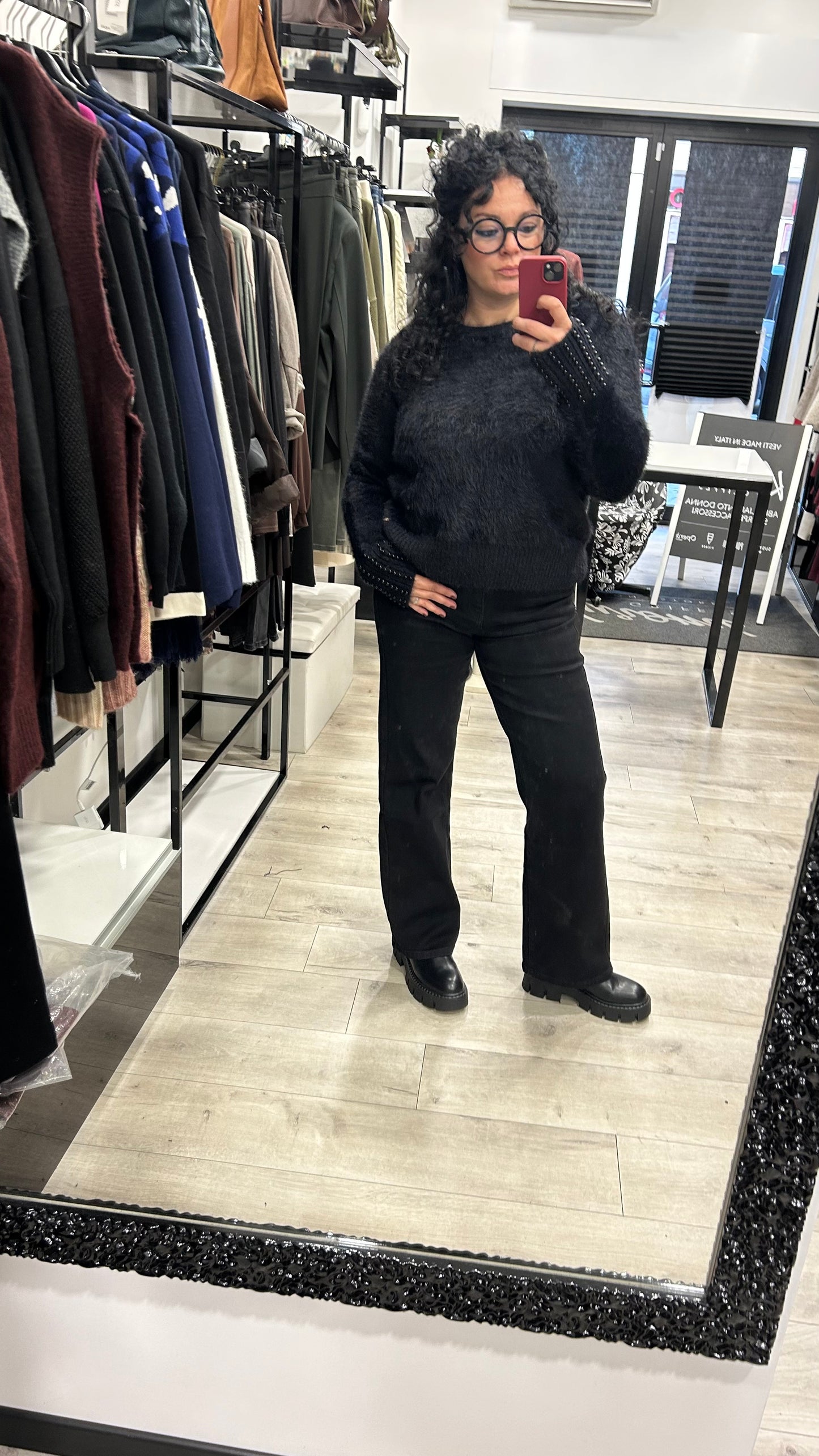 MAGLIA PELOSETTA CON PERLE