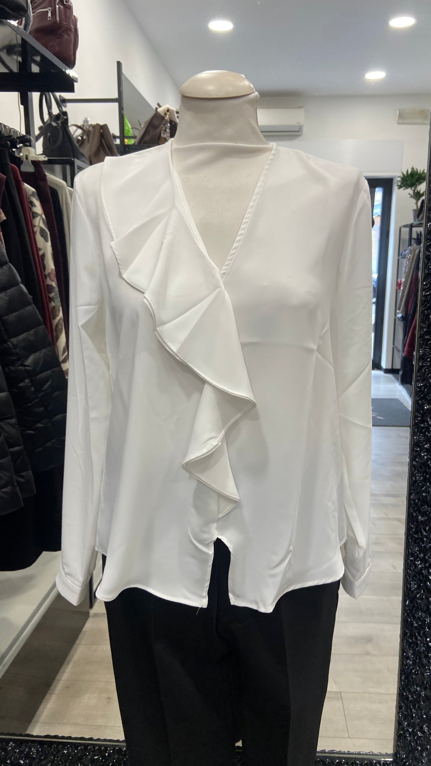 CAMICIA CON ROUGE E SCOLLO A V