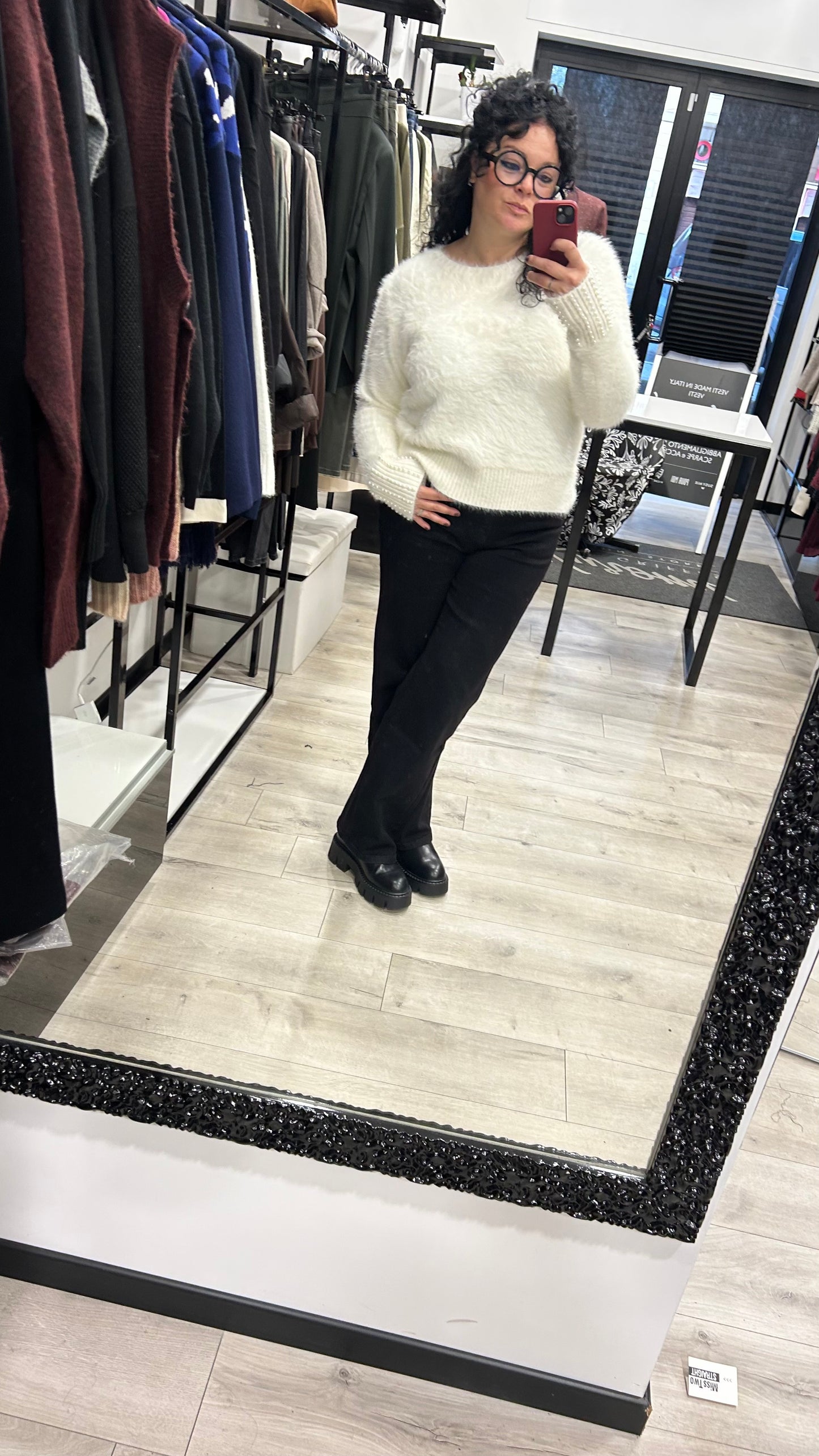 MAGLIA PELOSETTA CON PERLE