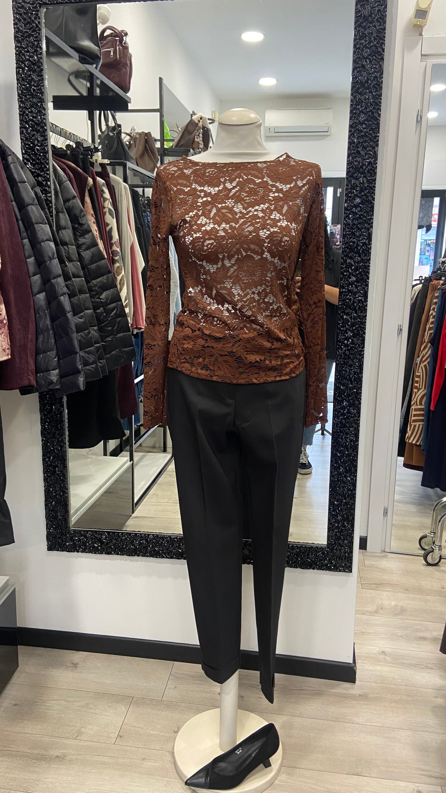 MAGLIA IN PIZZO