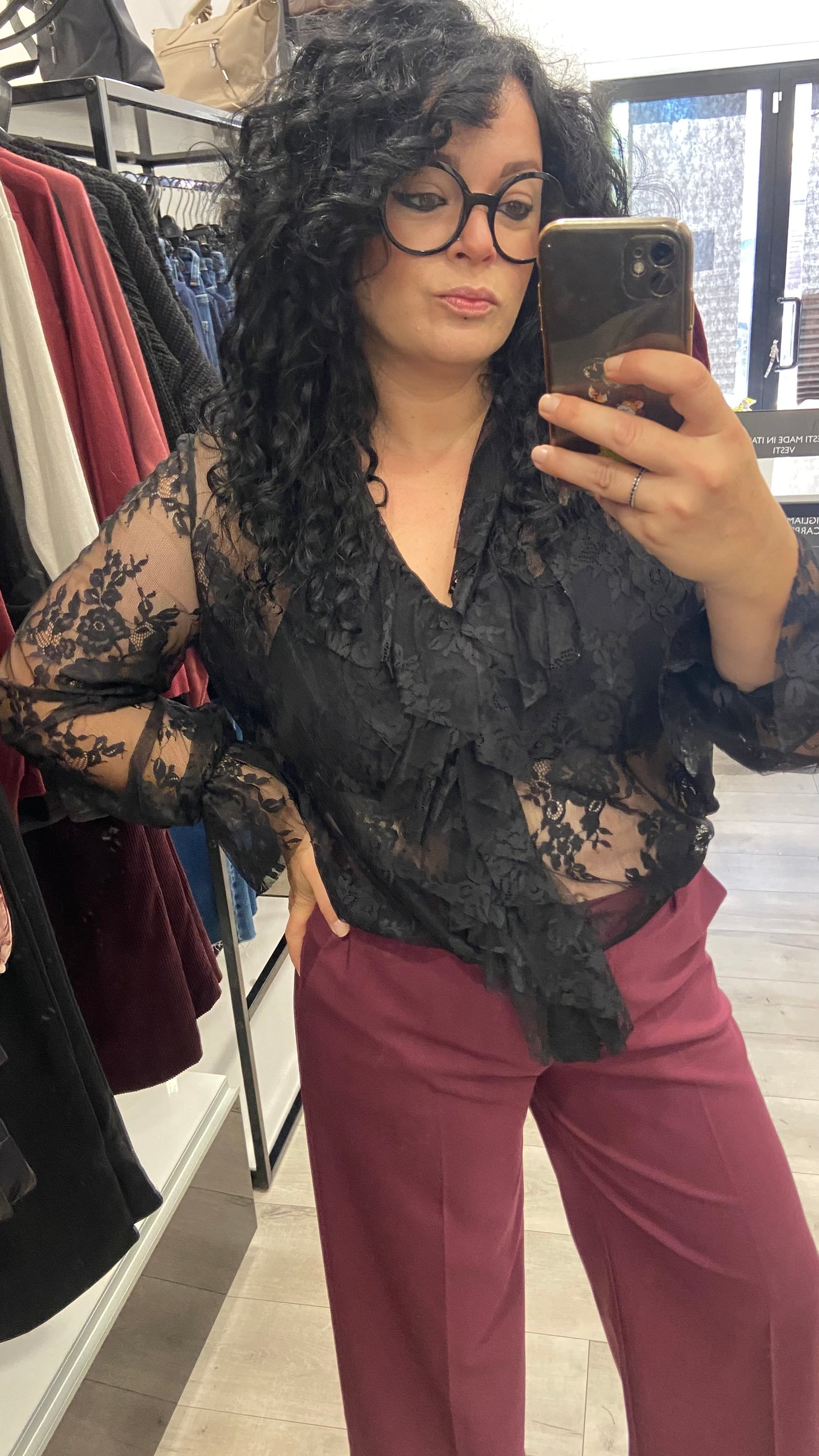 CAMICIA IN PIZZO NERA CON ROUGE