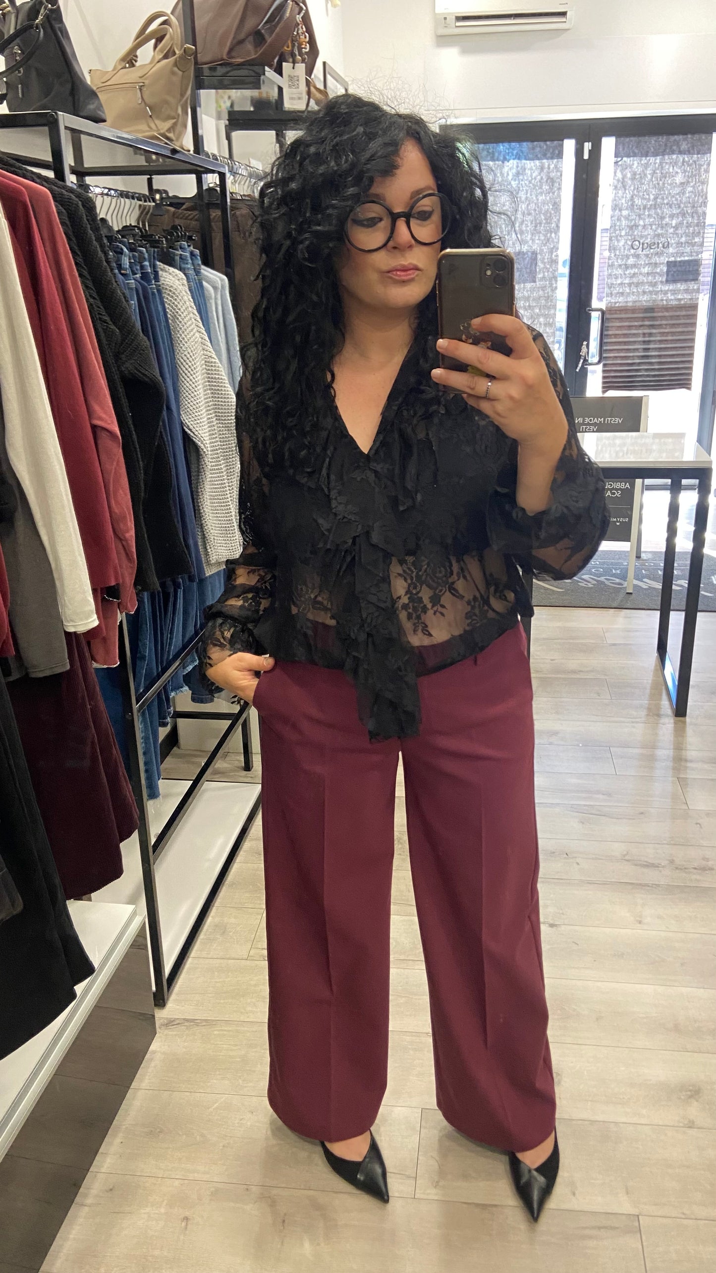 CAMICIA IN PIZZO NERA CON ROUGE