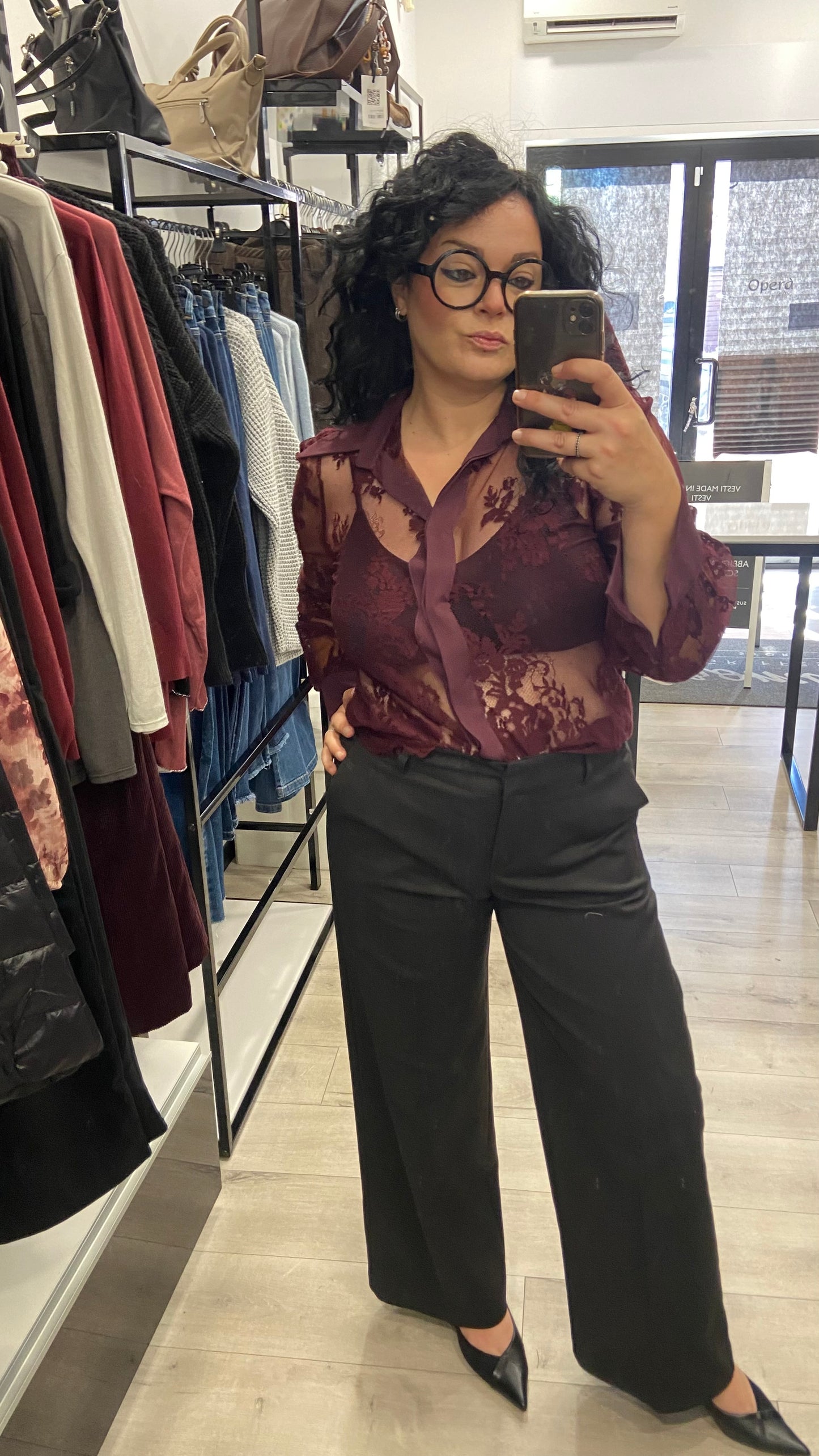 CAMICIA CON COLLETTO IN PIZZO BORDEAUX