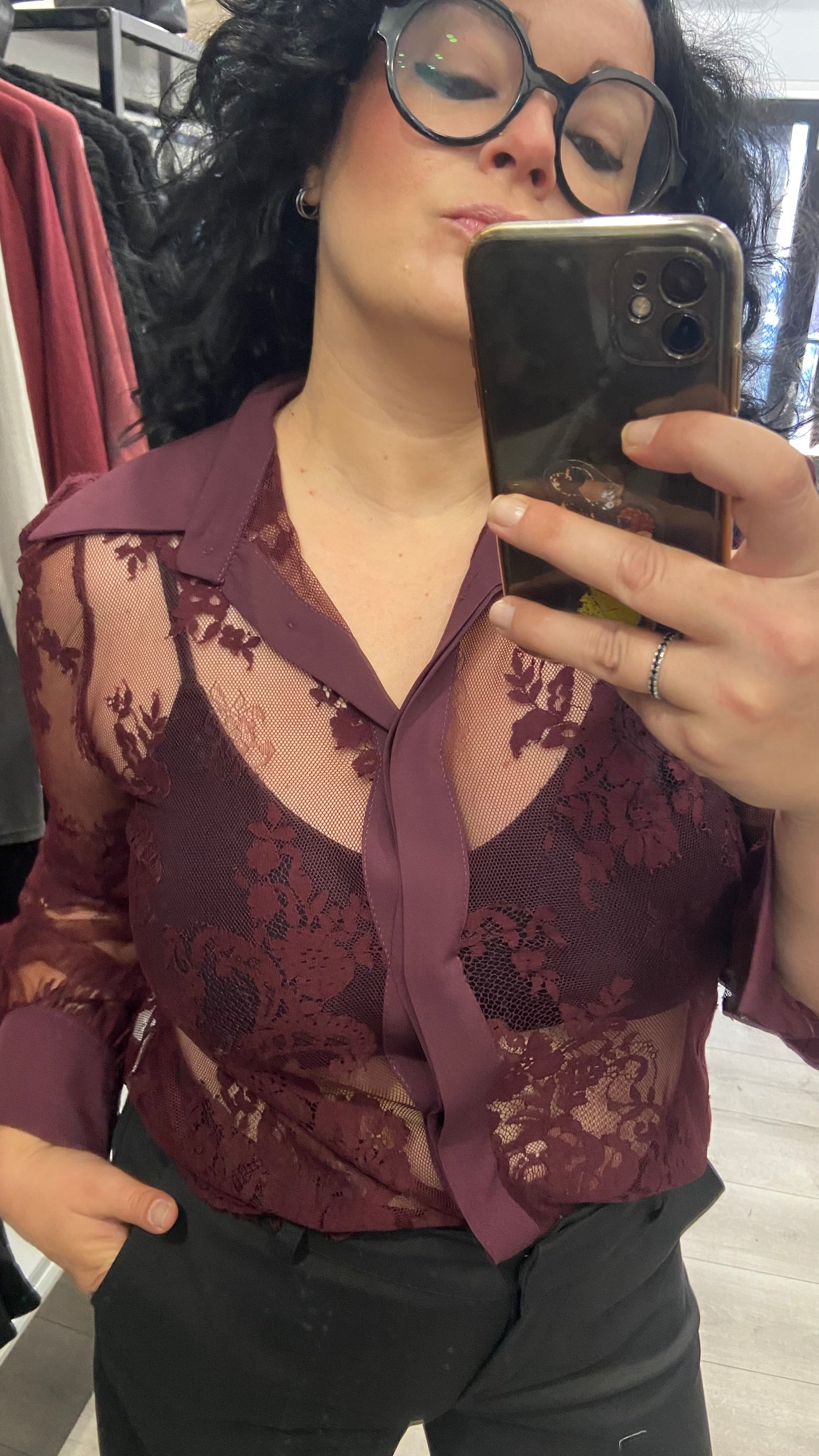 CAMICIA CON COLLETTO IN PIZZO BORDEAUX