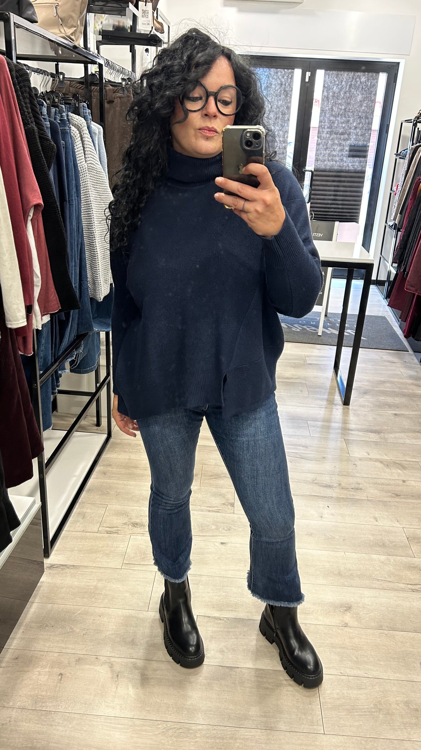 MAGLIONE OVERSIZE COLLO ALTO