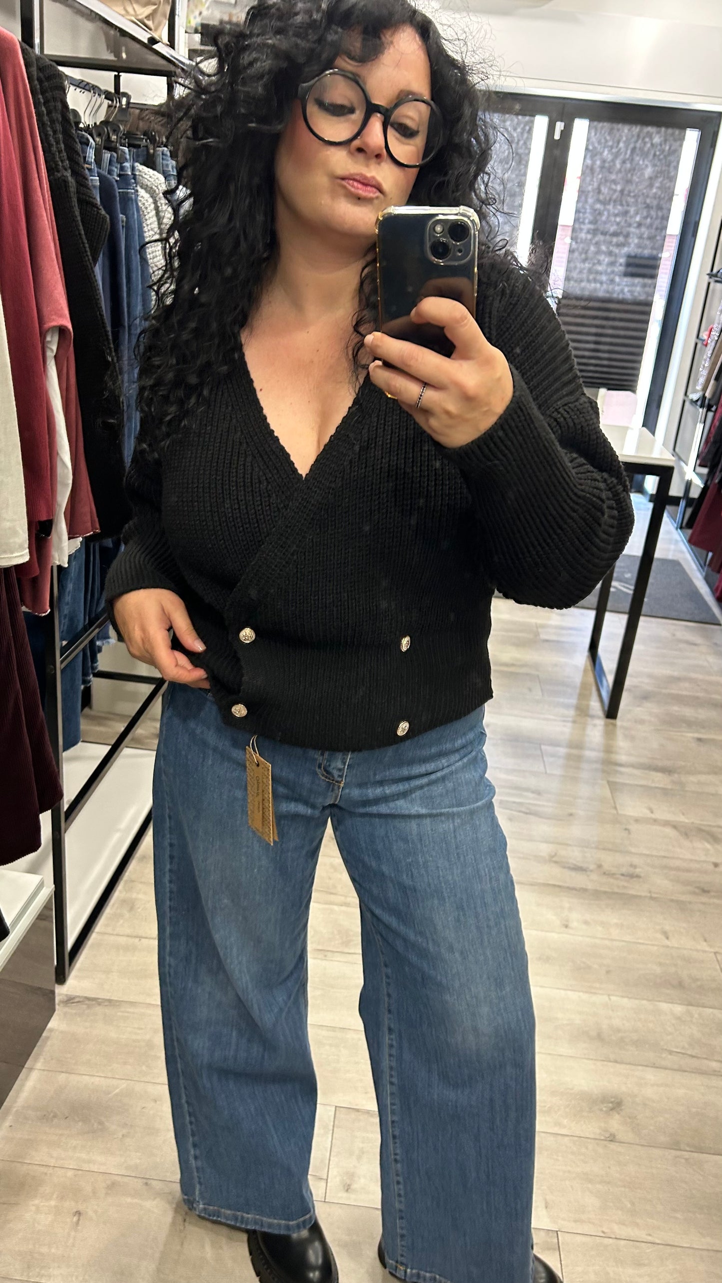 CARDIGAN NERO IN COSTA INGLESE