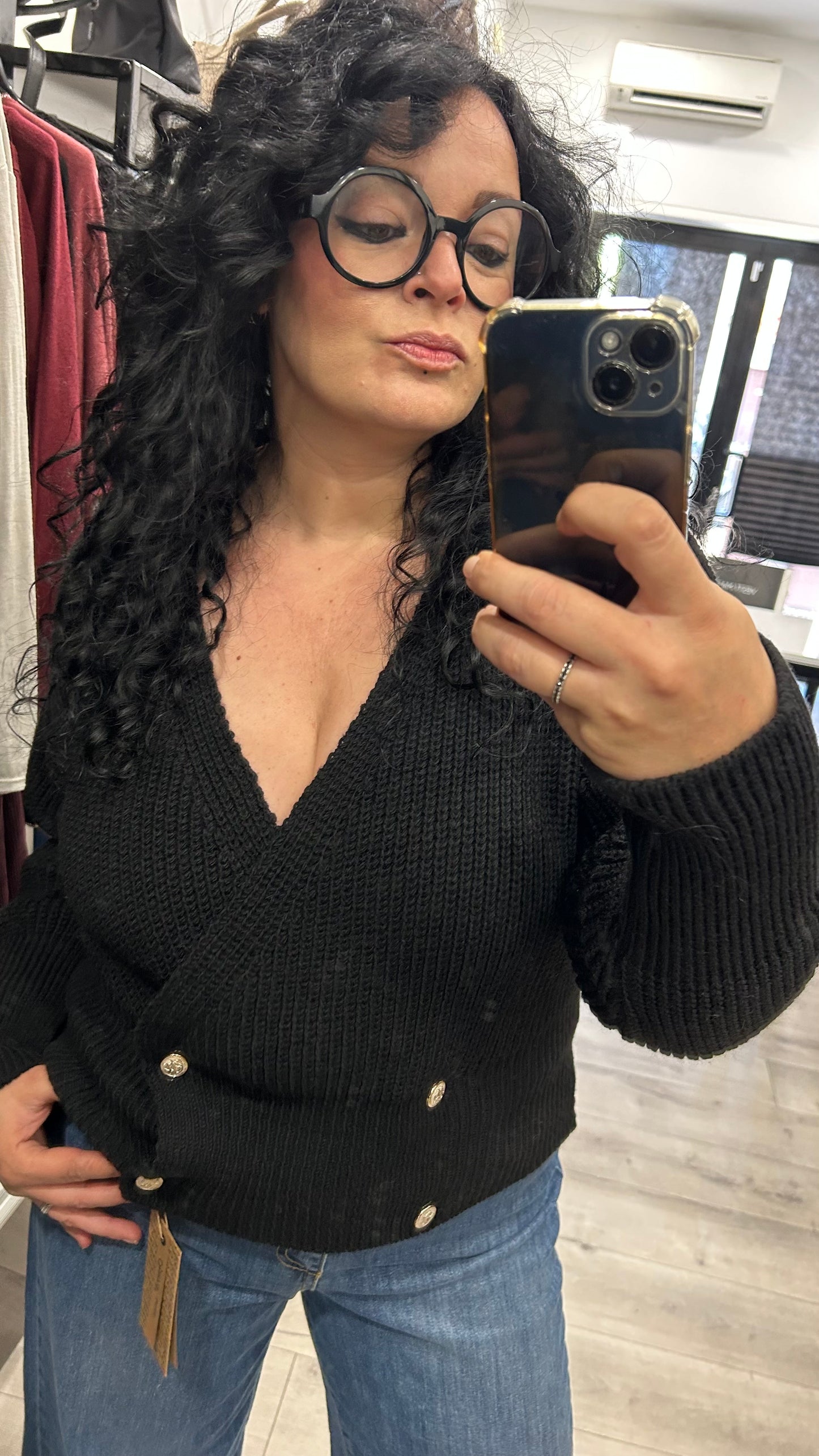 CARDIGAN NERO IN COSTA INGLESE